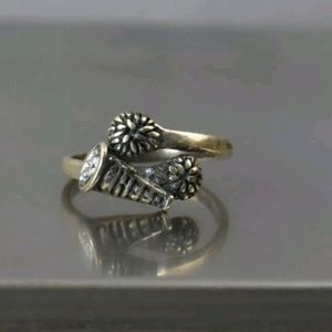 Sterling Silver Cheerleader ring size 6.           E8